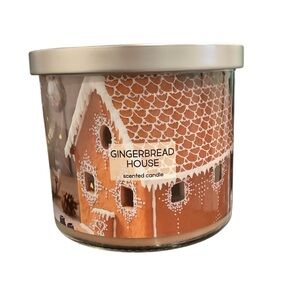 Star Candle - Gingerbread House Scented 3-wick Candle - Festive Brown and White